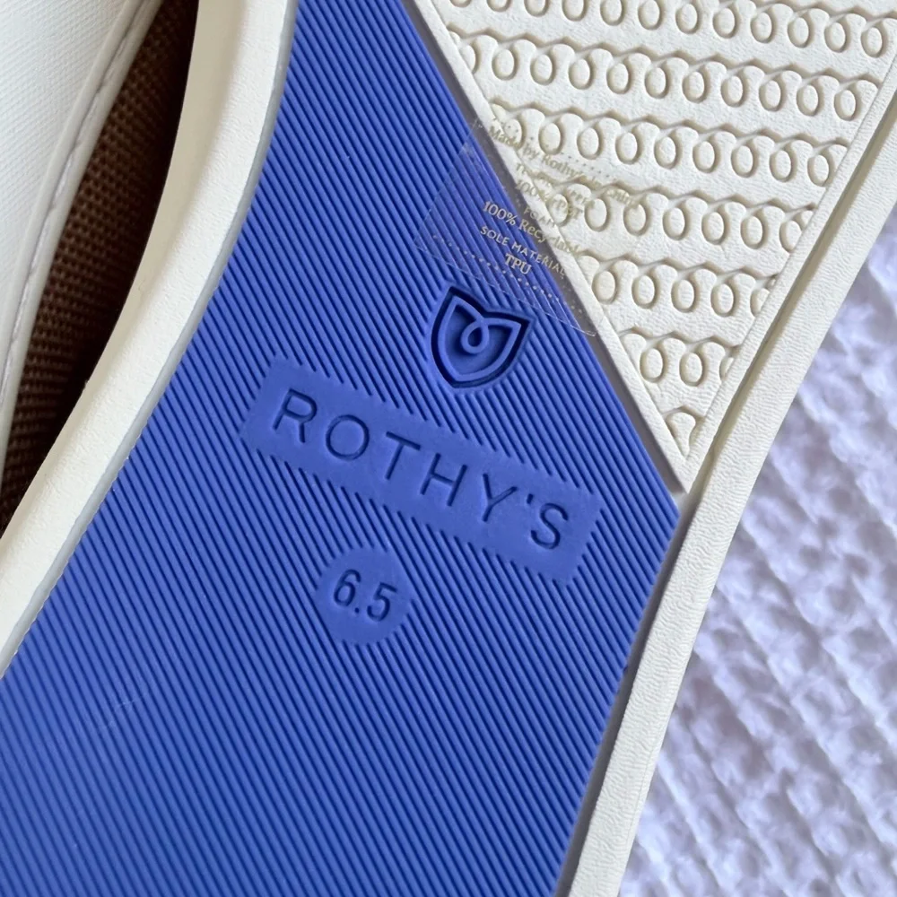 ROTHY’S The Chelsea Sneaker Boot in Fawn Size 6.5